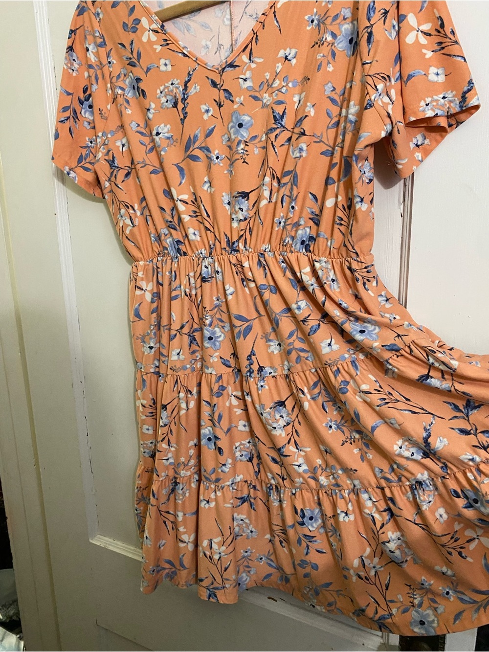 Peach Floral V-Neck Tiered Blouse - Picture 3 of 3